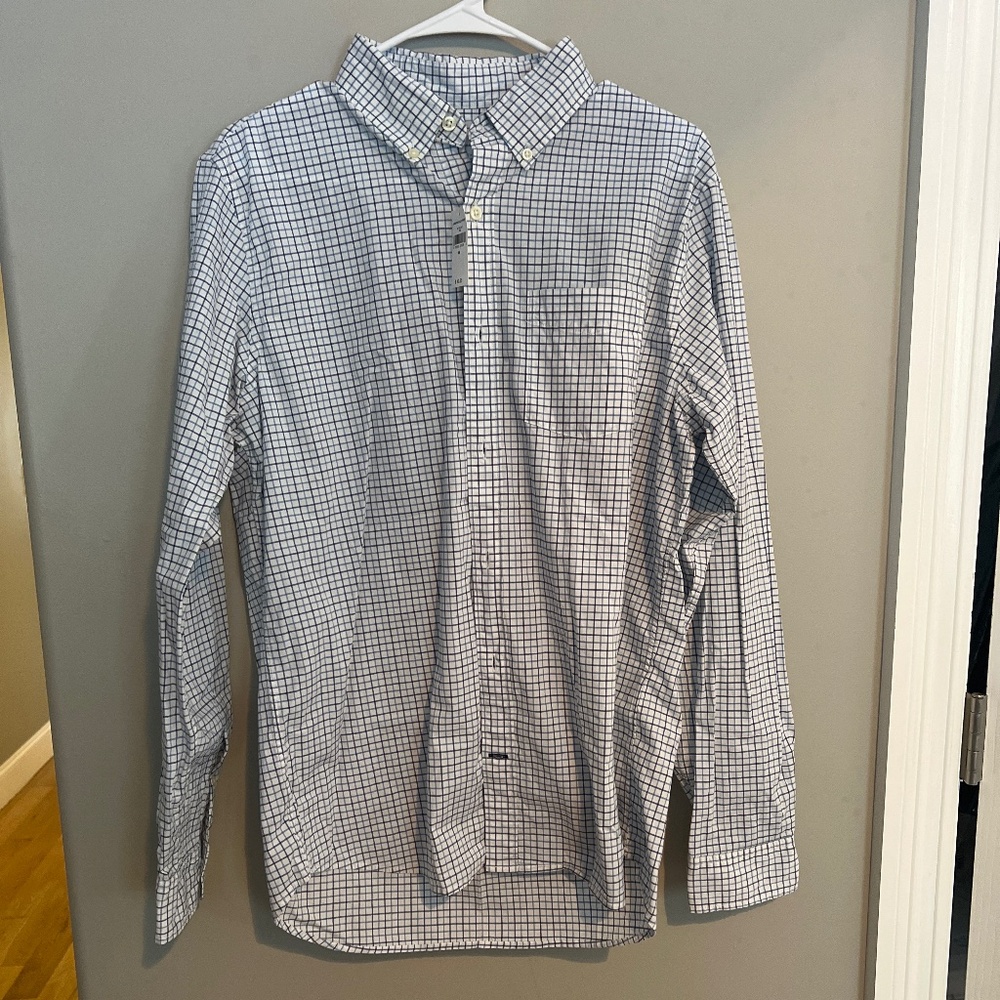 Men’s Gap Long Sleeve Button Down Shirt Blue/White Size Medium NWT